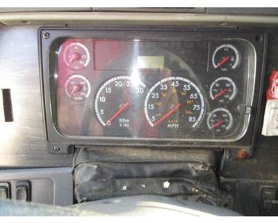 Freightliner Columbia Instrument Panel Cluster for a Freightliner COLUMBIA 120