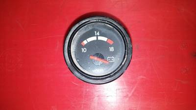 Freightliner FLD120 Instrument Panel Cluster