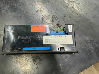 Freightliner FLD120 Instrument Panel Cluster