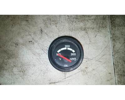 Freightliner FLD120 Instrument Panel Cluster