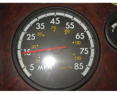Freightliner ST120 Instrument Panel Cluster