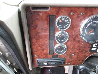 International 9400i Instrument Panel Cluster