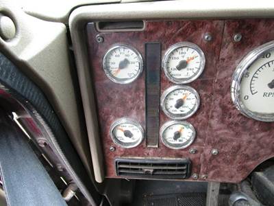 International 9400i Instrument Panel Cluster