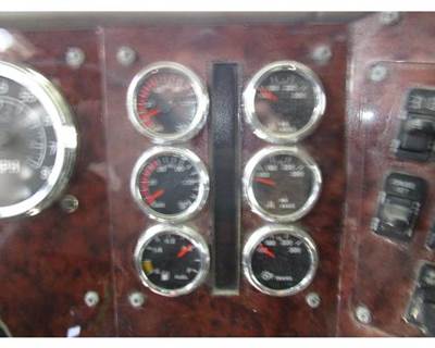 International 9400i Instrument Panel Cluster