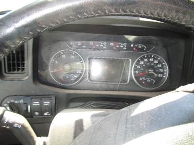 International LT625 Instrument Panel Cluster