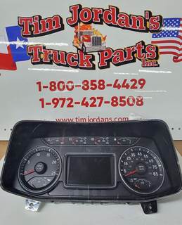 International LT625 Instrument Panel Cluster