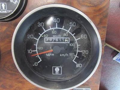 Kenworth Instrument Panel Cluster