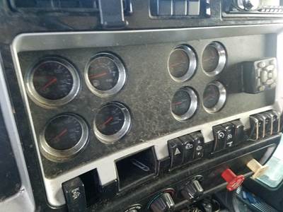 Kenworth T660 Instrument Panel Cluster