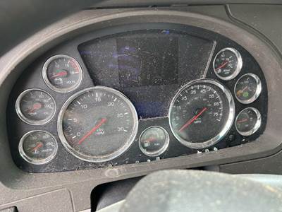 Kenworth T680 Instrument Panel Cluster