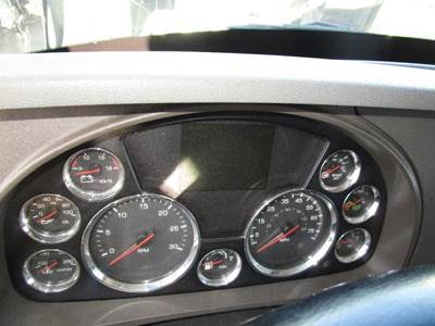 Kenworth T680 Instrument Panel Cluster