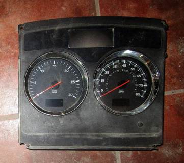 Kenworth T800 Instrument Panel Cluster