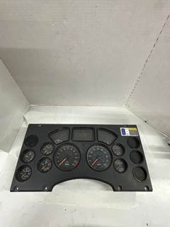 Mack Pinnacle CHU613 Instrument Panel Cluster for a Mack CHU613