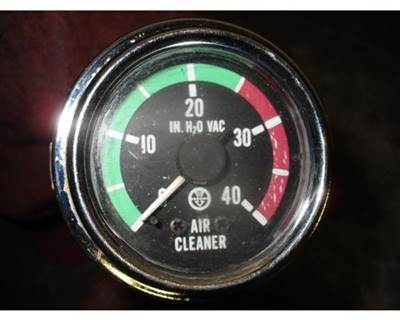 Peterbilt 377 Instrument Panel Cluster