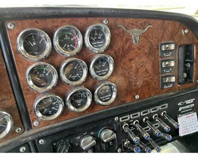 Peterbilt 379 Instrument Panel Cluster