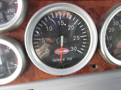 Peterbilt 387 Instrument Panel Cluster