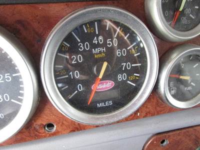 Peterbilt 387 Instrument Panel Cluster
