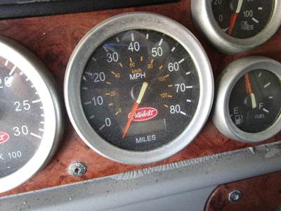 Peterbilt 387 Instrument Panel Cluster
