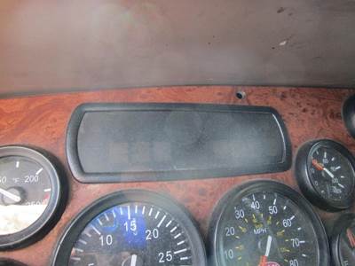 Peterbilt 387 Instrument Panel Cluster
