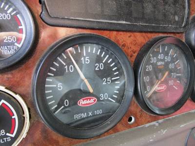 Peterbilt 387 Instrument Panel Cluster