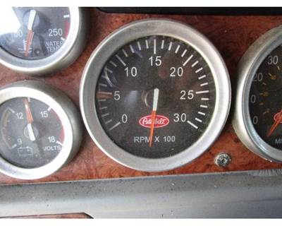 Peterbilt 387 Instrument Panel Cluster