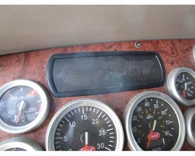 Peterbilt 387 Instrument Panel Cluster