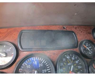 Peterbilt 387 Instrument Panel Cluster