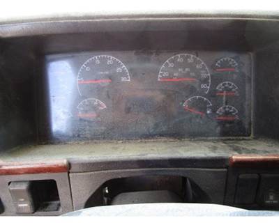 Volvo VNL Instrument Panel Cluster
