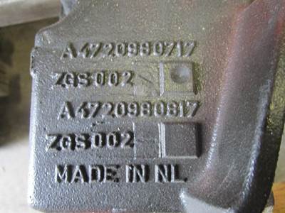 Detroit DD15 Intake Manifold