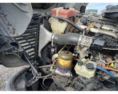 Freightliner Cascadia Charge Air Cooler (ATAAC) for a Freightliner CASCADIA 125