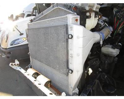 Freightliner Columbia Charge Air Cooler (ATAAC) for a Freightliner COLUMBIA 120