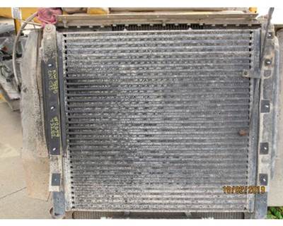Kenworth T800 Charge Air Cooler (ATAAC)