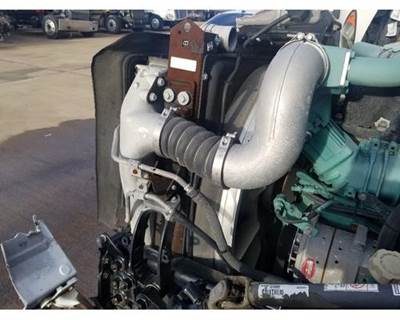 Volvo VNL Charge Air Cooler (ATAAC)
