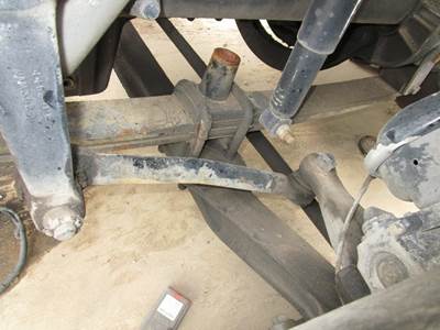 Freightliner Cascadia Left Front Leaf Spring for a Freightliner CASCADIA 132