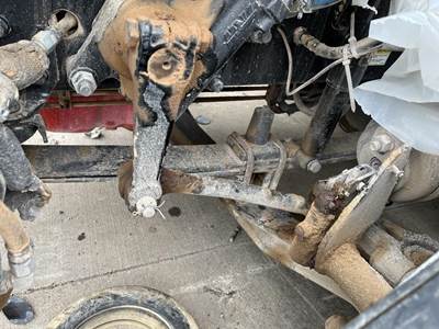 Freightliner Cascadia Left Front Leaf Spring for a Freightliner CASCADIA 125