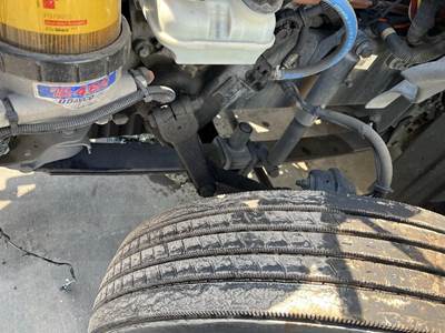 Freightliner Cascadia Left Front Leaf Spring for a Freightliner CASCADIA 125