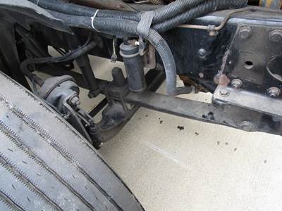 Freightliner Columbia Right Front Leaf Spring for a Freightliner COLUMBIA 120