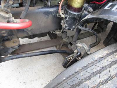 Freightliner Columbia Left Front Leaf Spring for a Freightliner COLUMBIA 120