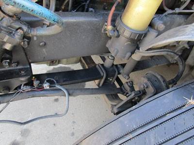 Freightliner Columbia Left Front Leaf Spring for a Freightliner COLUMBIA 120