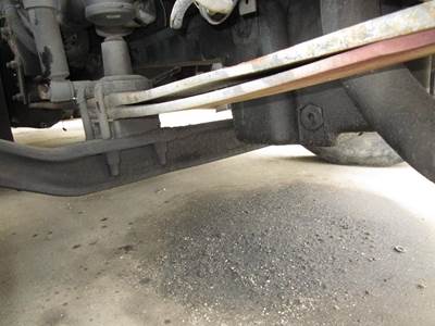 Freightliner Columbia Right Front Leaf Spring for a Freightliner COLUMBIA 120