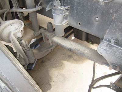 Freightliner Columbia Right Front Leaf Spring for a Freightliner COLUMBIA 120