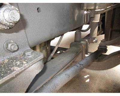 Freightliner Columbia Left Front Leaf Spring for a Freightliner COLUMBIA 120