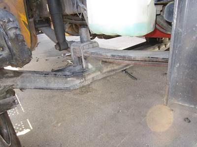 Freightliner M2 106 Right Front Leaf Spring