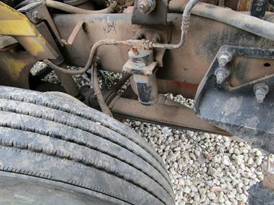 International 9200i Right Front Leaf Spring