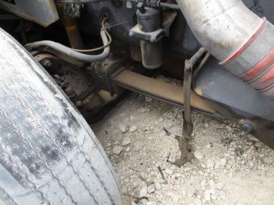 International 9400i Right Front Leaf Spring