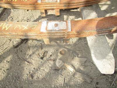 Mack Pinnacle CXU613 Front Leaf Spring