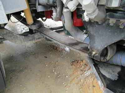 Volvo VNL Right Front Leaf Spring