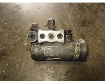 USED BENDIX CHECK VALVE. 
P/N: T-293975-J