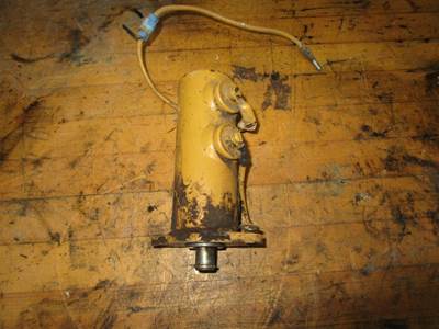 USED CAT 3208 FUEL SHUTOFF SOLENOID. 
