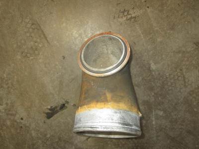 USED CAT C-13 TURBO CONNECTION ELBOW. 
P/N: 224-5393