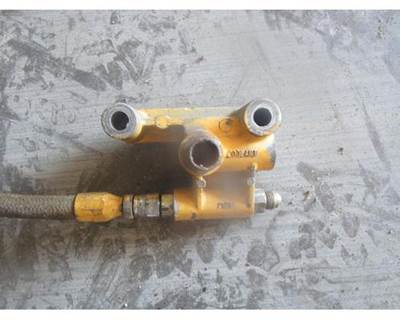 USED FUEL FILTER HOUSING PART FOR A C-15 
P/N:168-0300
